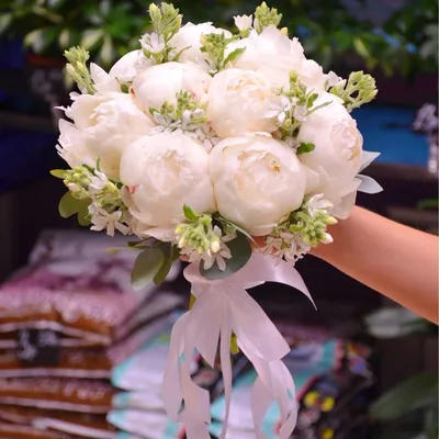 Букет невесты пионы и ранункулюсы - розовый, кремовый цвет | в Киеве на  заказ