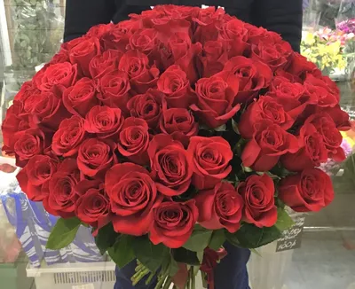 Букет из 51 красной розы Эквадор 70 см - купить в Москве по цене 15990 р -  Magic Flower