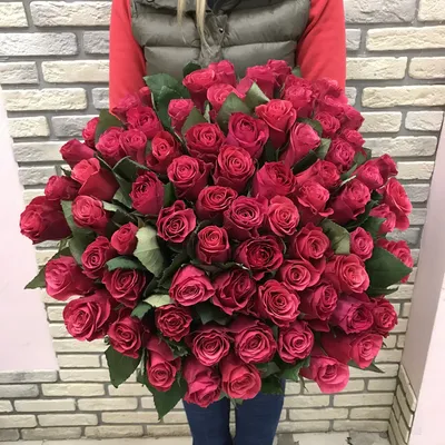 Almaflowers.kz | Букет из 101 розы (Белые и красные) - купить в Алматы по  лучшей цене с доставкой