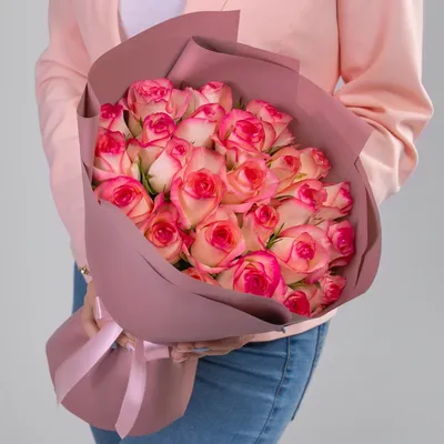 Букет 25 белых кустовых роз | купить недорого | доставка по Москве и области