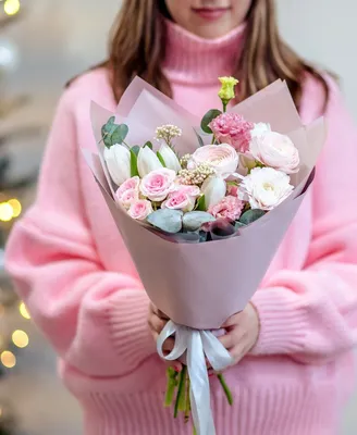 Заказать Букет \"Воздушные ранункулюсы\" - Bloom.by