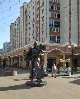 Бульвар Роз, ТРК | Engels