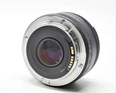 Canon EF 50 mm f/1.8 II review - Introduction - LensTip.com