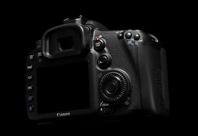 Canon EOS 1100D красный – купить в Москве, цена 8 000 руб., продано 30  января 2020 – Фотоаппараты