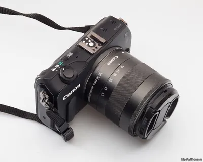 Canon EOS M — Википедия