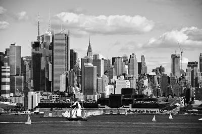 Черно-белый Манхэттен, Нью-Йорк Стоковое Изображение - изображение  насчитывающей дел, небоскребы: 169318279
