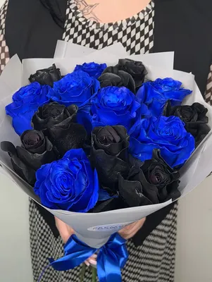 Микс Синие и Черные розы 15 шт 1 шт. купить с доставкой в Москве. Цена от  4050 ₽
