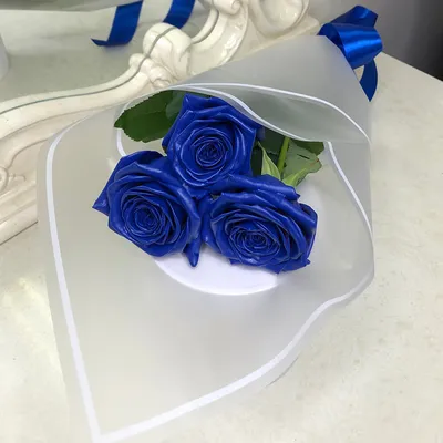 Синие розы купить в Уссурийске с доставкой недорого - заказать букет цветов  (синих роз)