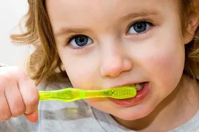 Серебрение зубов детям в детской стоматологии