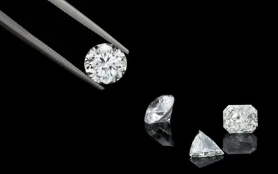Discover the 3 types of Black Diamonds | SJ Gems