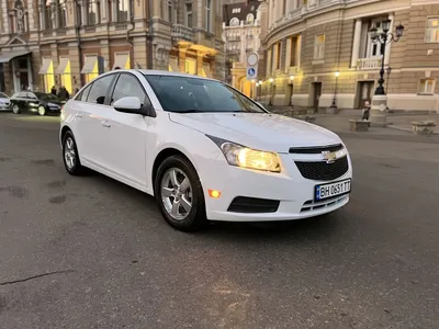 Chevrolet Cruze hatchback - TopRent: Служба аренды авто в Киеве