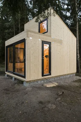 Дачные домики для 6 соток (проекты, 53 фото): мал золотник, да дорог! -  HappyModern | Small house, House design, Architecture