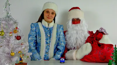 Москвичам посоветовали не приглашать Деда Мороза и Снегурочку из-за COVID —  РБК