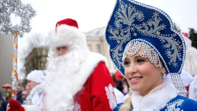 Дед Мороз, Снегурочка и атмосфера праздника» — создано в Шедевруме