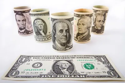 Банкноты доллара сша деньги на концепции финансовой экономики флага сша  америки | Премиум Фото