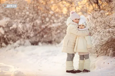 Что купить детям зимой: Самые необходимые вещи - IVONA.UA