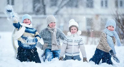 День рожденья ребенка: как отметить зимой