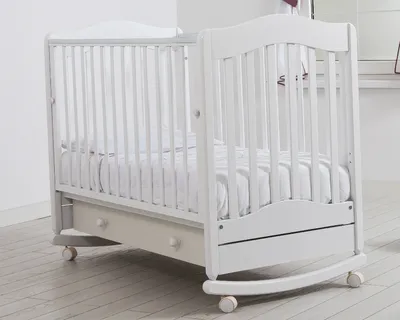 Детская кроватка-качалка Briciola - 1, Белая купить в Москве за 6 660 руб.  с доставкой от официального дилера Boan Baby