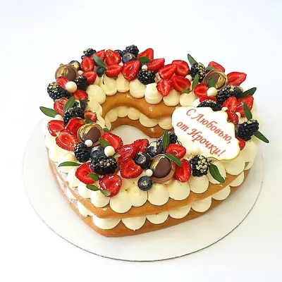 Торт с ягодами и фруктами 15041618 стоимостью 6 250 рублей - торты на заказ  ПРЕМИУМ-класса от КП «Алтуфьево»