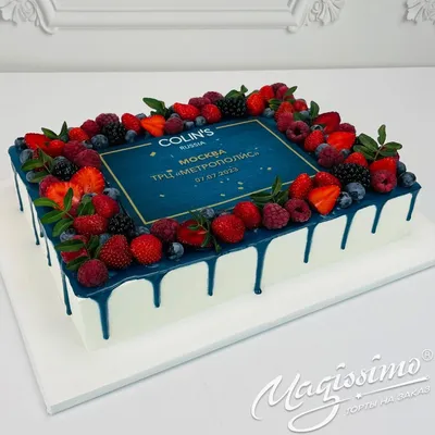 Торты для девочек с ягодами на заказ в Москве!