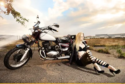 Плакат на крафтовой бумаге девушка на мотоцикле в стиле ретро постер: 149  грн. - Книги / журналы Запорожье на Olx