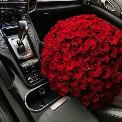 Купить Букет из 69 белых роз с доставкой по Томску: цена, фото, отзывы.