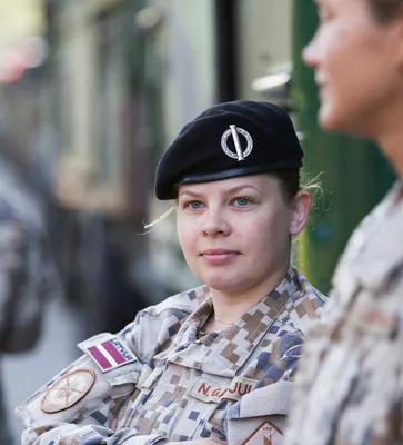 Девушки в армии - ЯПлакалъ