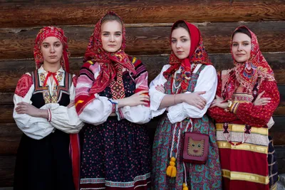 Девушки в русских народных костюмах картинки фотографии