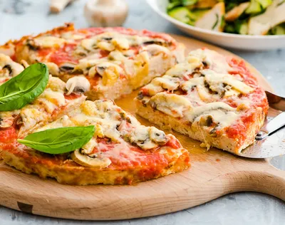 Диетический рецепт: готовим пиццу на лаваше с тунцом - Вкусно 24