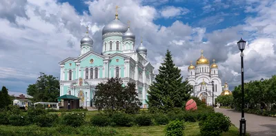 Паломничество в Дивеево. К иконам и мощам - заказать паломнические поездки,  экскурсии и туры из Москвы