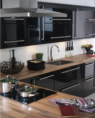 Насколько красива черная кухня в интерьере: как избежать мрачной атмосферы,  с какими оттенками сочетается, в каких стилях можно использовать |  www.podushka.net