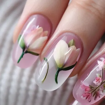 Цветы на ногтях, тюльпаны, стразы на ногтях, френч, летний, весенний  маникюр. | Маникюр, Цветы на ногтях, Ногти
