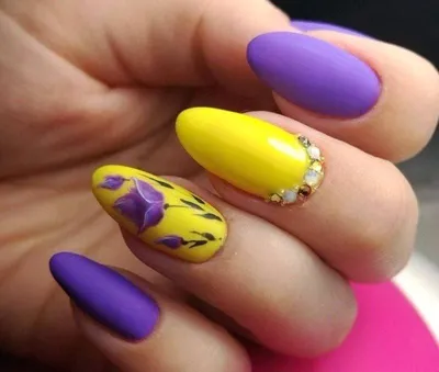 2019 Маникюр жёлтый френч 32 фото дизайна ногтей | Modern nails, Yellow  nails, Perfect nails