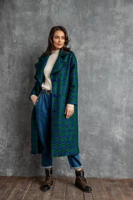 Пальто женские (брендовые, стильные, дизайнерские) - купить молодежное  пальто в Москве в интернет-магазине Queen Furs недорого