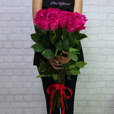 Длинные метровые красные розы купить с доставкой по Томску: цена, фото,  отзывы.