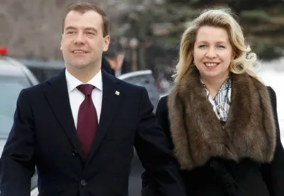 Изображения Дмитрия Медведева и его семьи