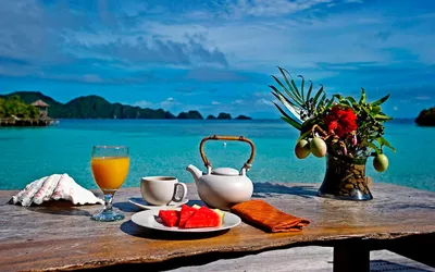 Доброе утро, завтрак на море …» — создано в Шедевруме