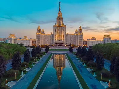 Тихое доброе утро в Москве» — создано в Шедевруме