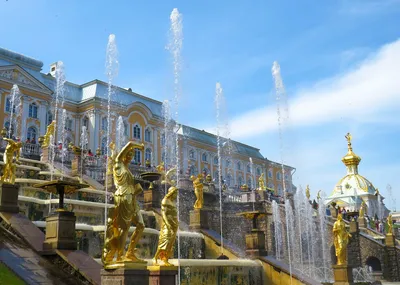 Дворцовая площадь в Санкт-Петербурге: что посмотреть, интересные факты