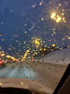 Затяжной дождик на машине в формате png