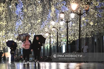 Дождь в Москве: чарующие обои для рабочего стола