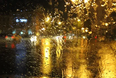 Дождевая красота: насладитесь этими изображениями Дождя за окном машины на полную