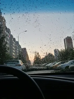 JPG, PNG, WebP: скачать бесплатно качественные фотографии Дождя за окном машины