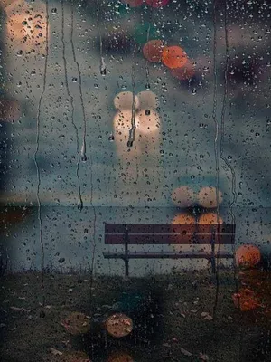 Дождь за окном: фото в высоком разрешении