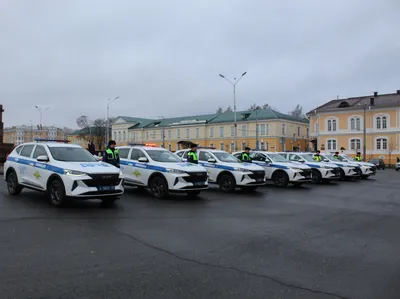 В России начал действовать новый порядок взаимодействия ДПС с водителями.  Теперь можно останавливать без оснований / Программы, сервисы и сайты /  iXBT Live