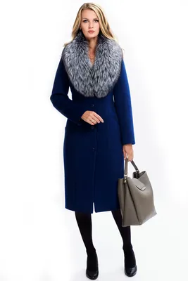 Купить синее приталенное женское зимнее пальто с мехом в магазине в Москве