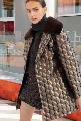 Осенне-зимнее новое женское пальто с мехом из искусственного лисьего меха,  длинное пальто, модное пальто с капюшоном, зимний плащ – лучшие товары в  онлайн-магазине Джум Гик