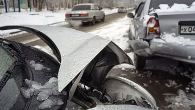 Во Владивостоке произошло ДТП с 48 машинами (ВИДЕО)