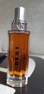Купить парфюм Donna Karan DKNY Stories — духи и парфюмерная вода для женщин Донна  Каран Стори — цена и описание аромата в интернет-магазине SpellSmell.ru