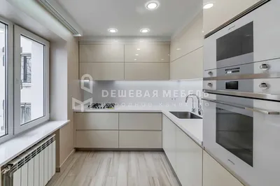 Проект угловая, двухуровневая кухня в серо-белом цвете от компании «KiT» в  Иркутске | «KiT кухни и шкафы»